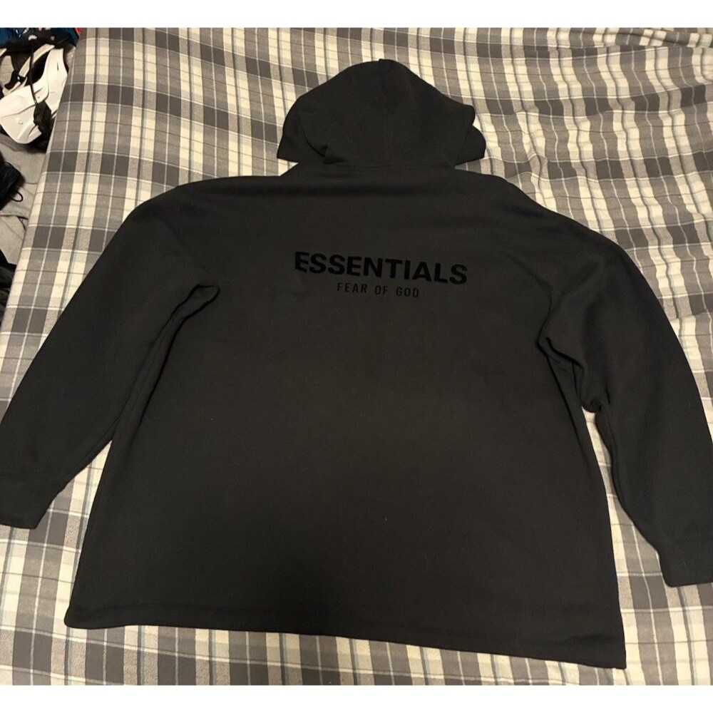 Essentials Men's Black Pullover Hoodie Sweatshirt Regular Fit Size 2XL Brand New